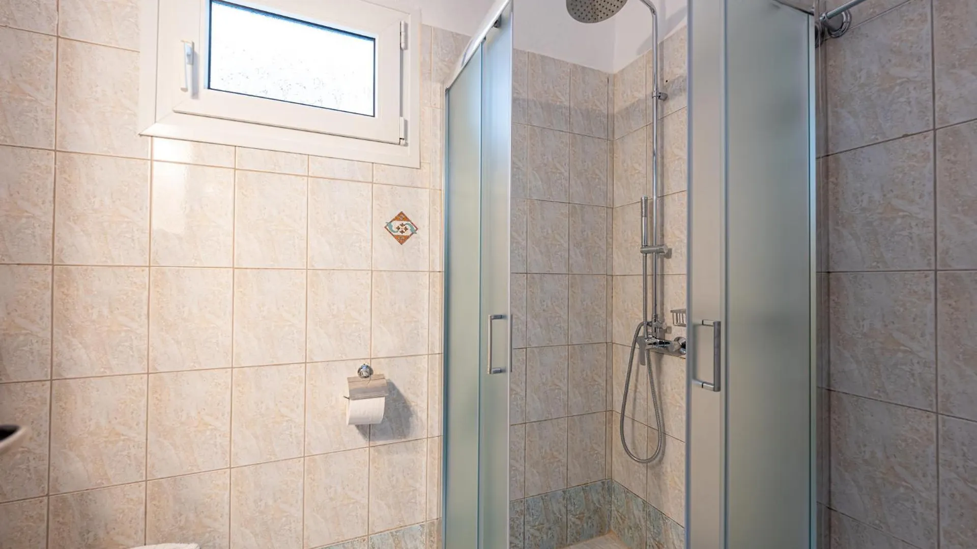 ** Apart Otel Kokkos Brothers Kallithea  Yunanistan